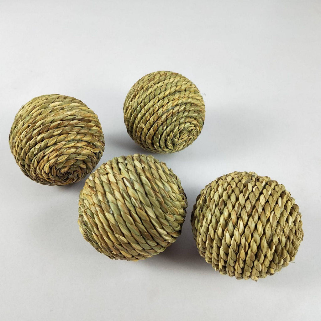 Pet Natural Straw Rope Ball For Hamsters, Rabbits, And Parrots