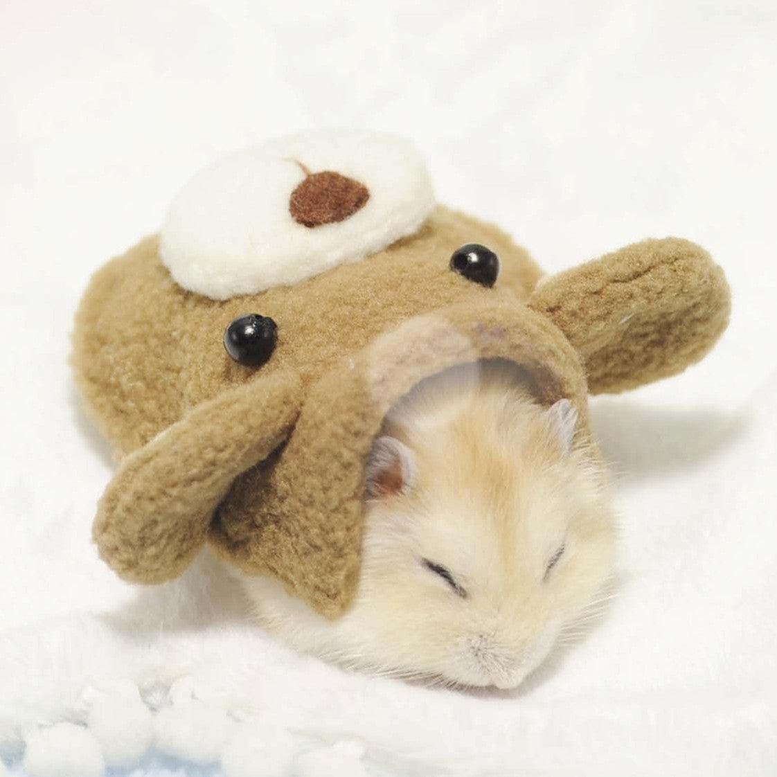 Cozy Critter Costumes For Your Adorable Hamster