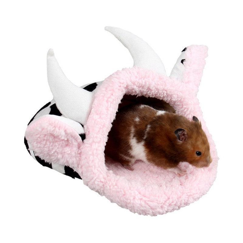 Cozy Haven For Small Animals: Warm Plush Pet Nest For Guinea Pigs