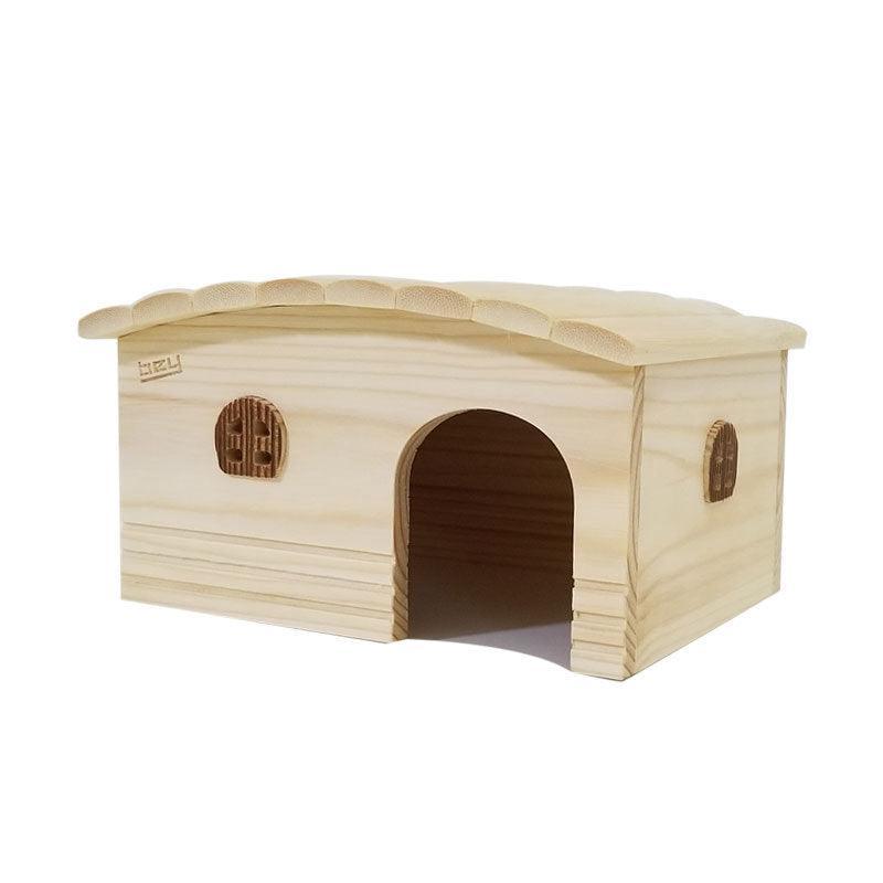 Cozy Woodland Retreat For Small Pets