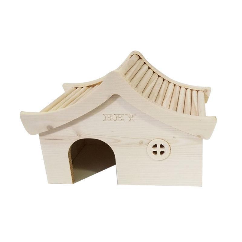 Cozy Woodland Retreat For Small Pets